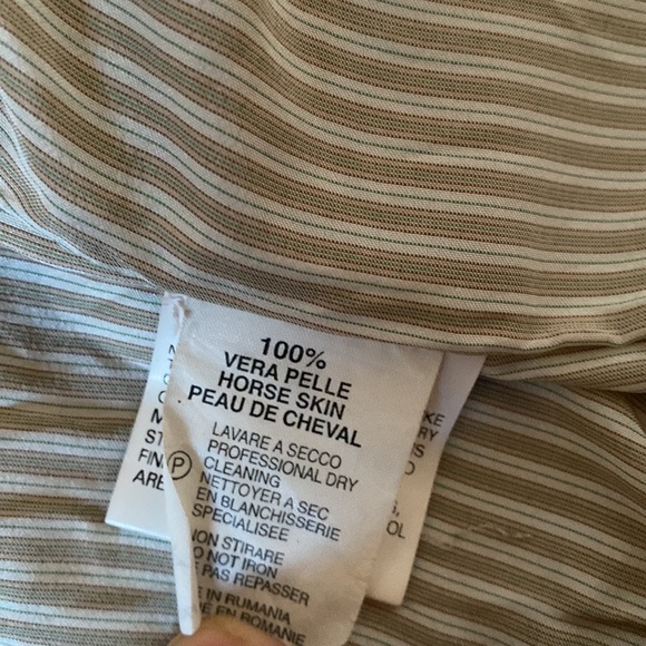 Light tan leather jacket for Fall or Spring. - Picture 6 of 6